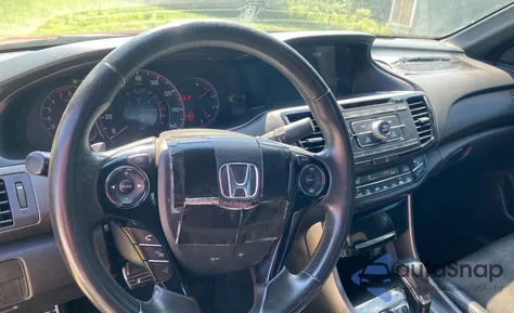 2017 Honda Accord Sport z USA, uszkodzony, nr VIN 1HGCR2F51HA152040